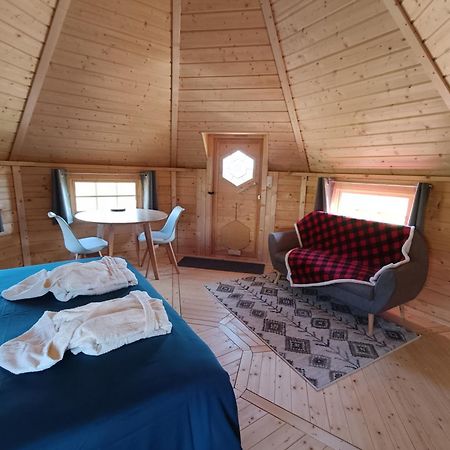 Les Cabanes Du Grand Nord Pradines  Exteriér fotografie