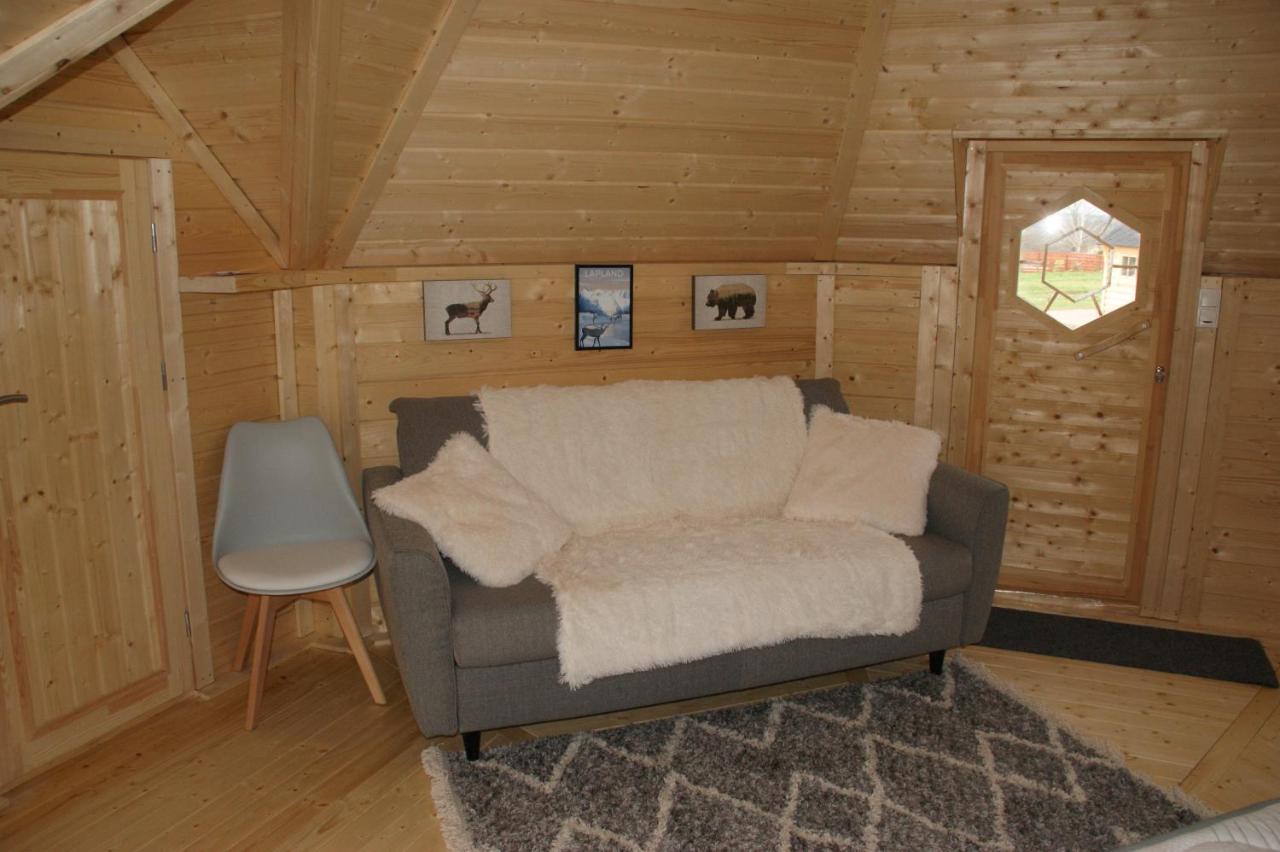 Les Cabanes Du Grand Nord Pradines  Exteriér fotografie